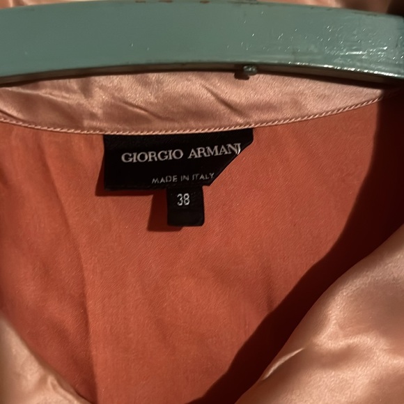 Giorgio Armani Silk Blouse Sz. 6 (38) Italy silk peachy color gorgeous - Picture 3 of 5